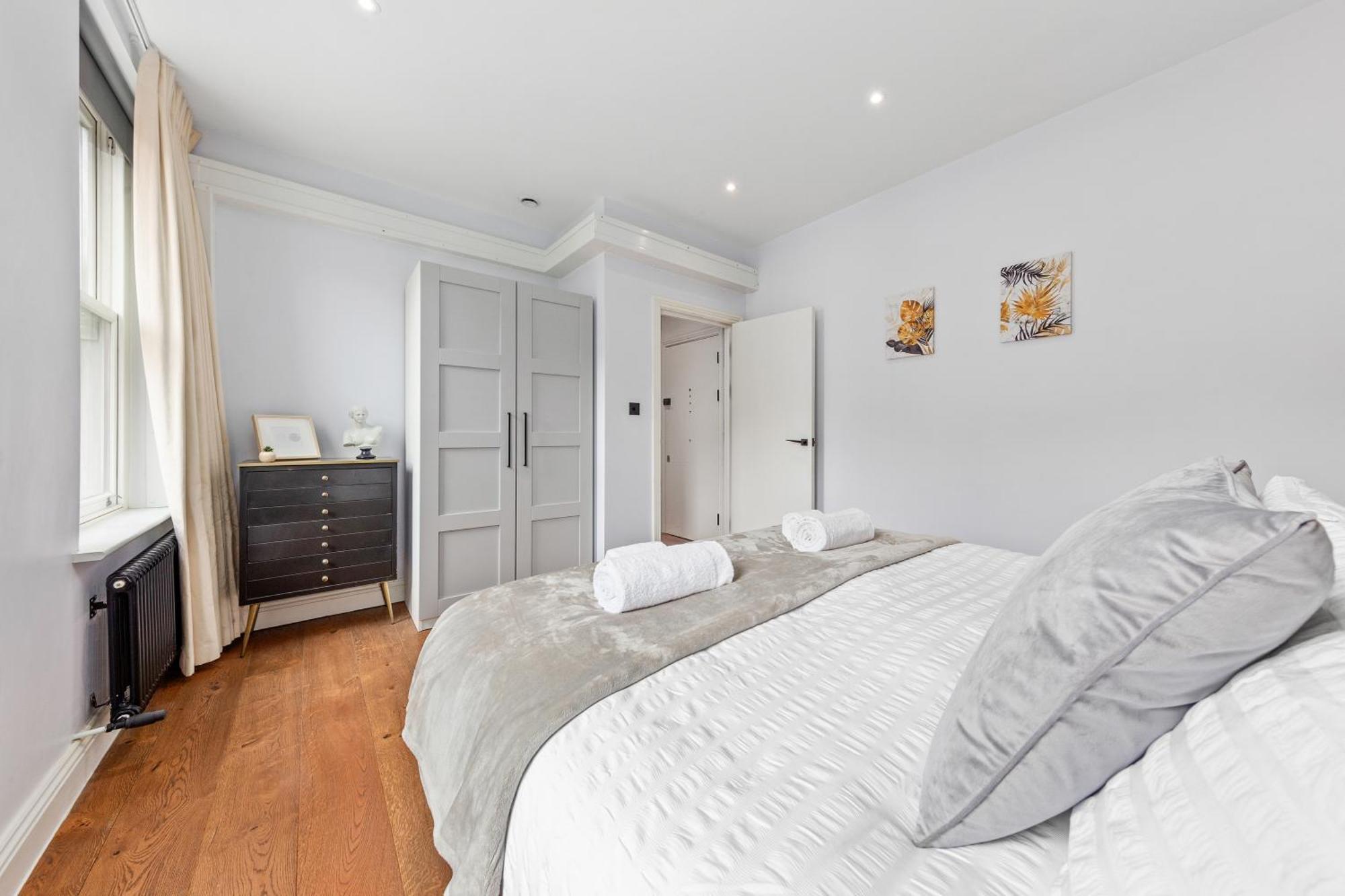 Stylish 2 Bedroom Apartment In Westminster Sleeps 5 With Ac London Luaran gambar